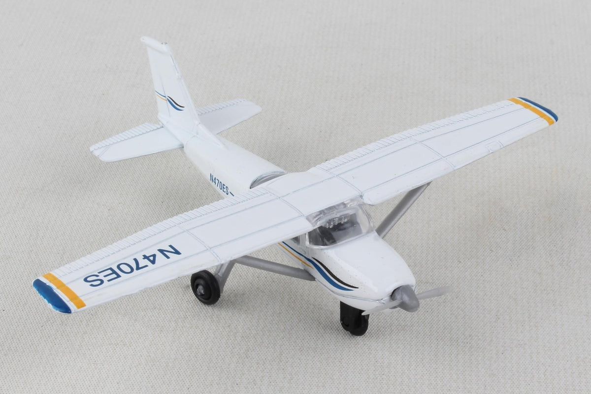 RUNWAY24 C172 BLUE/WHITE The Airplane Shop.