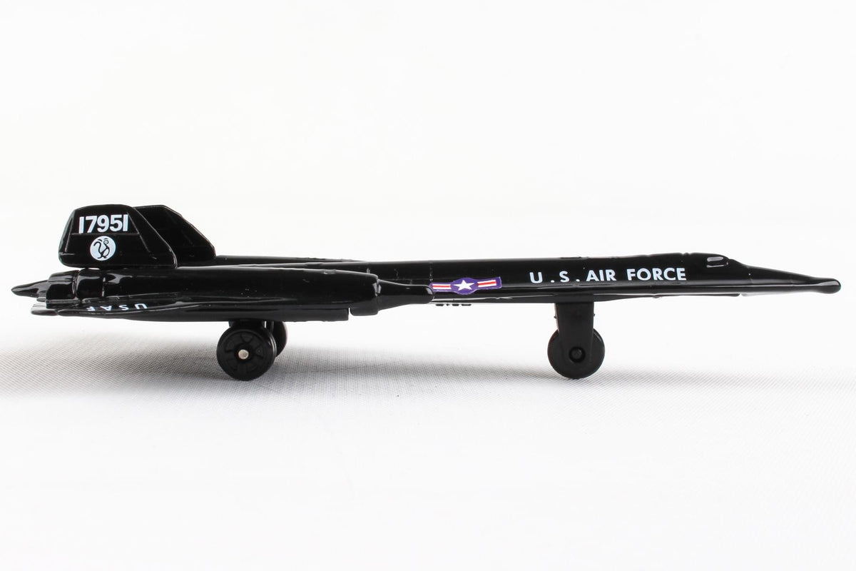RUNWAY24 SR-71 NO DRONE The Airplane Shop.
