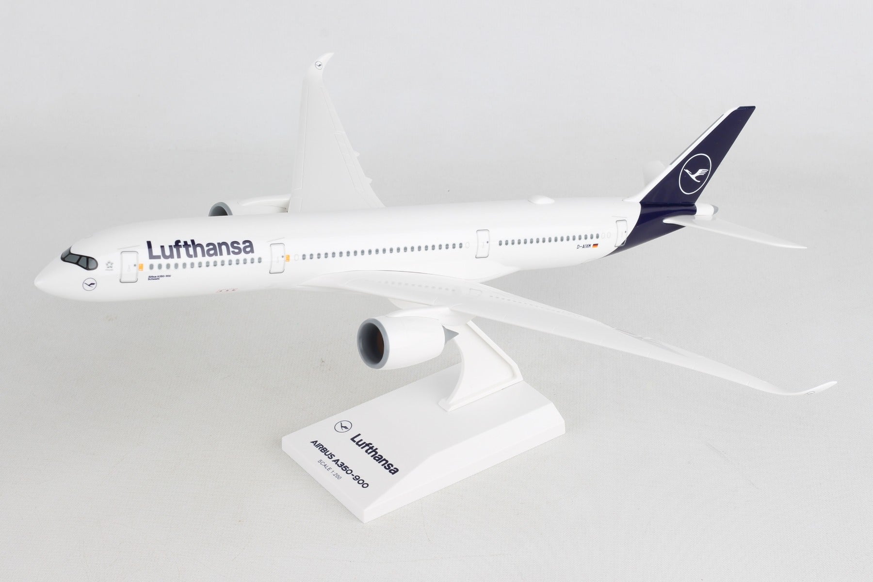 SKYMARKS LUFTHANSA A350-900 1/200 NEW LIVERY
