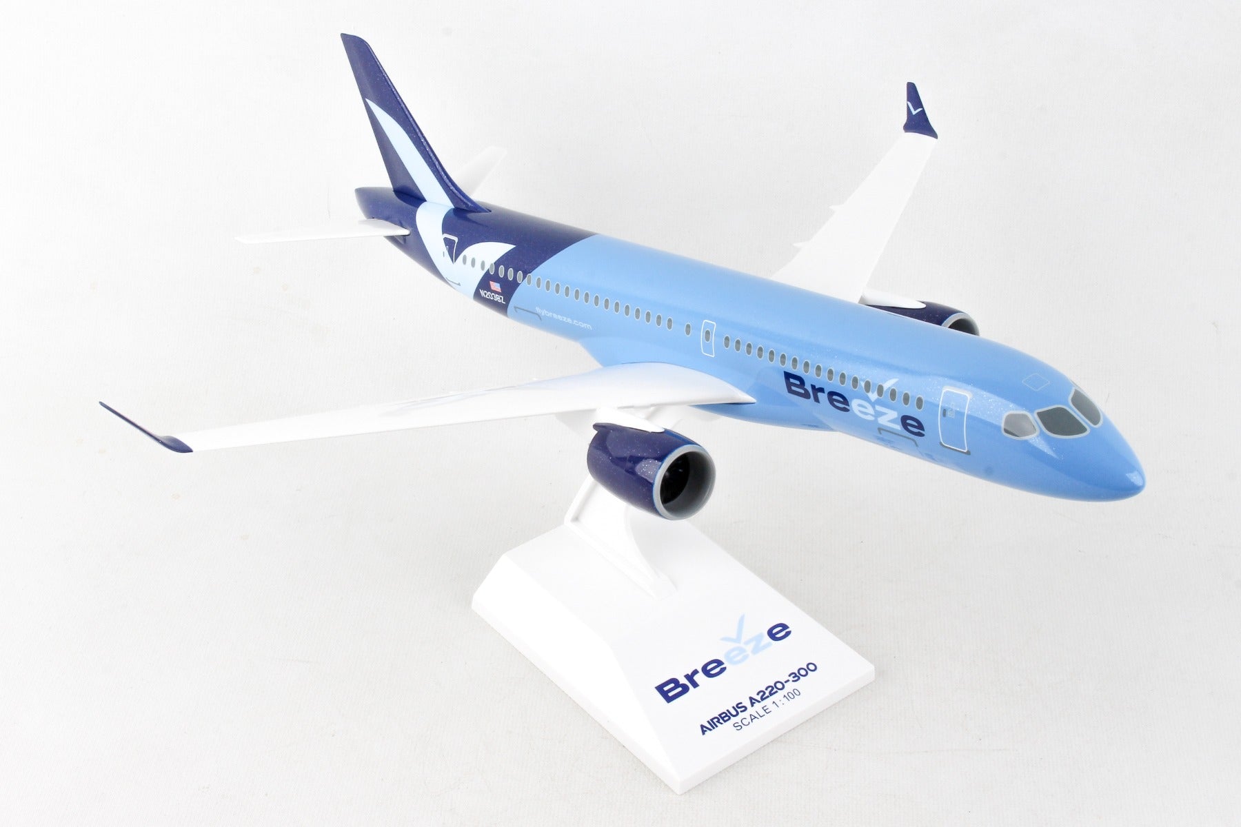 SKYMARKS BREEZE A220-300 1/100