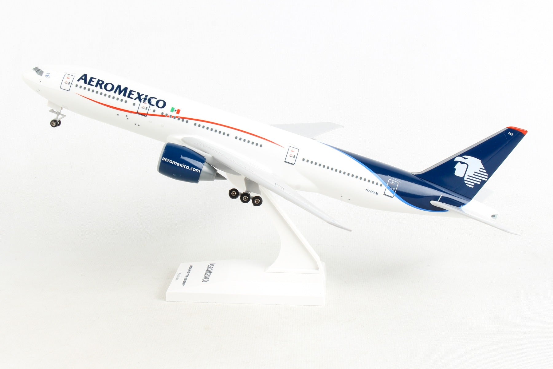 今 話題 の 人気 商品 SKYMARKS AEROMEXICO COLORS NEW W/GEAR 1/200 B777-200ER 航空機・ヘリコプター