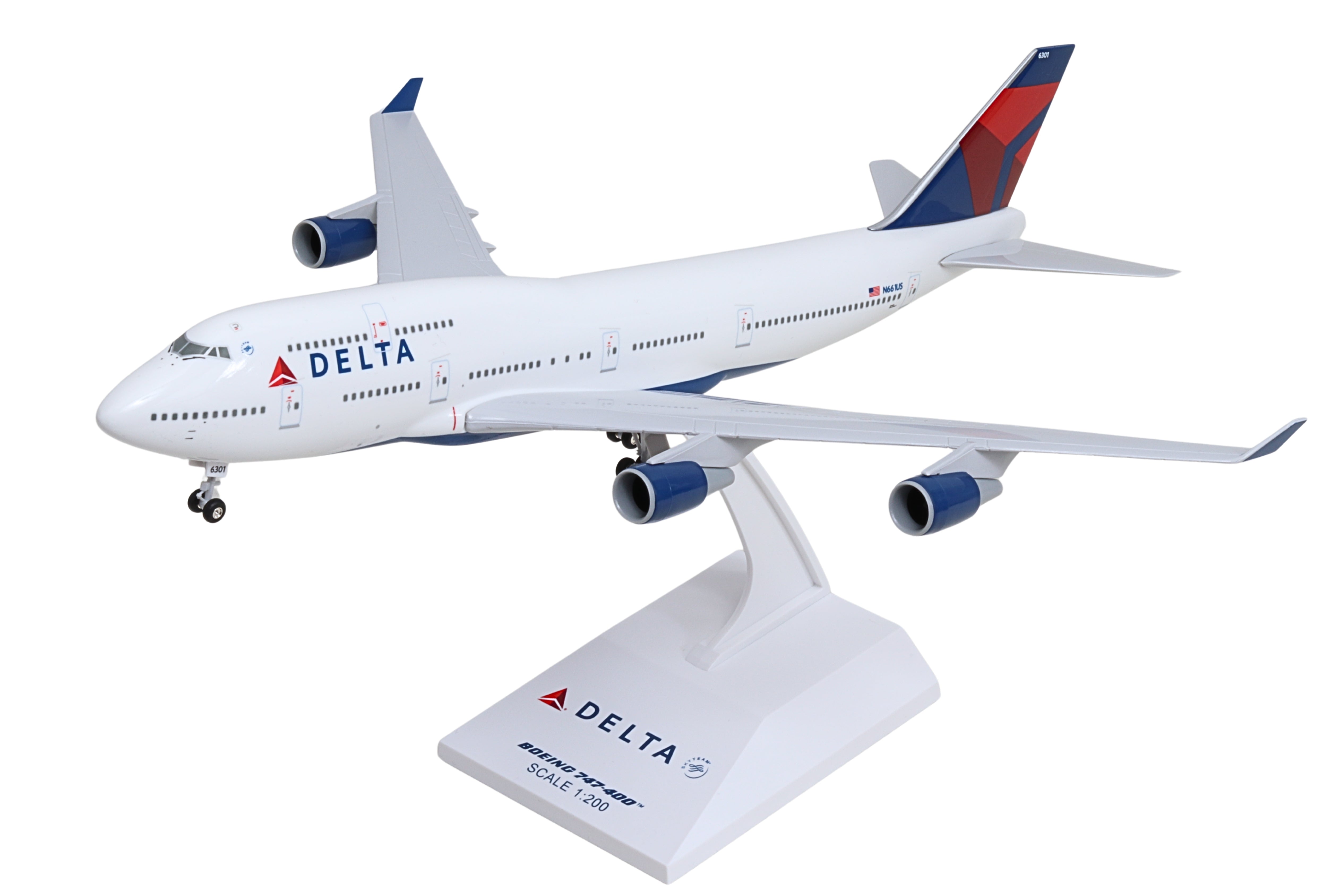 SKYMARKS DELTA 747-400 1/200 W/GEAR REG#N661US