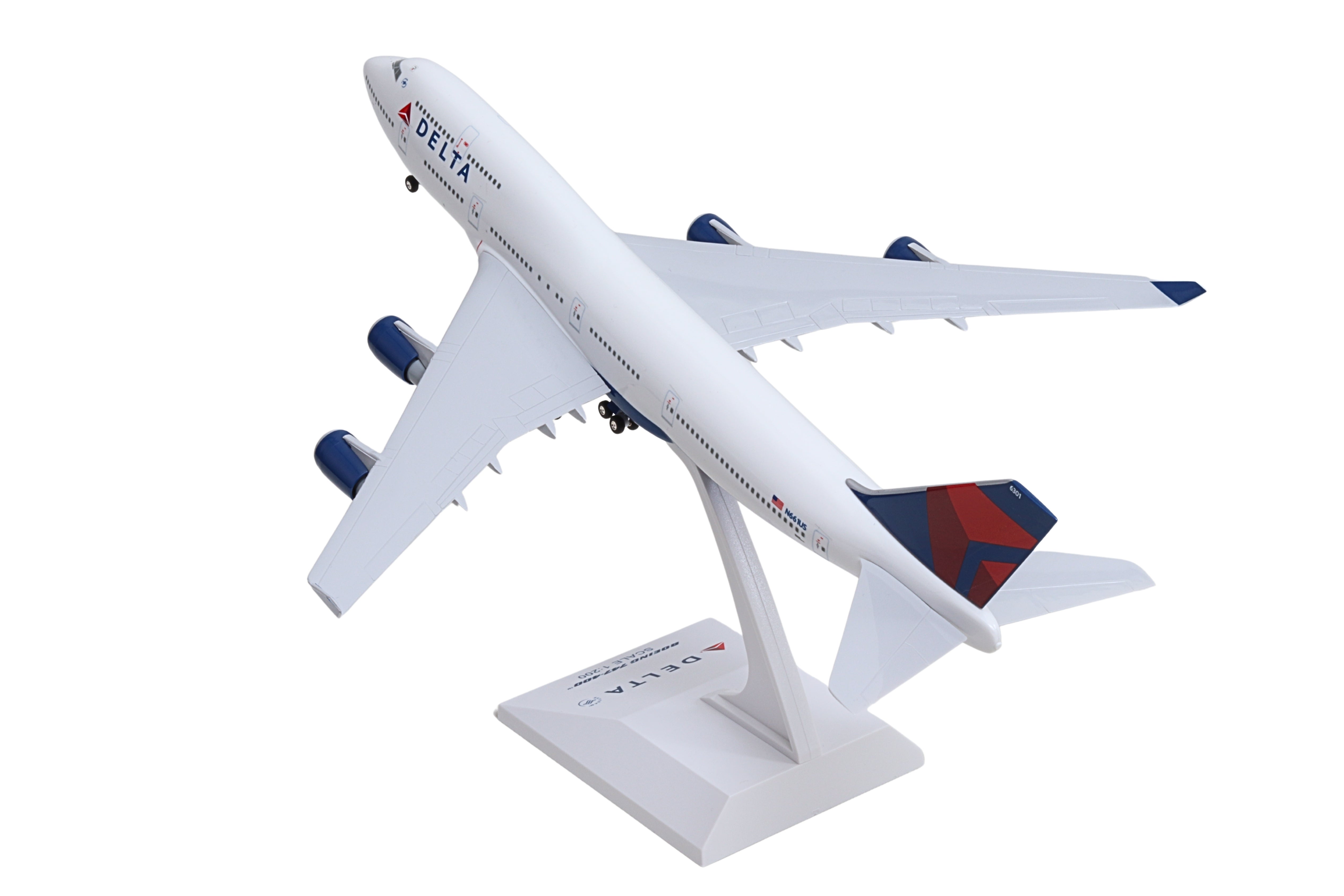 航空機　9箱モデルキットセット 767-300, MD-11, 747-400 Amazon.com: GeminiJets GJDAL2151 Delta Air Lines Boeing 767-400