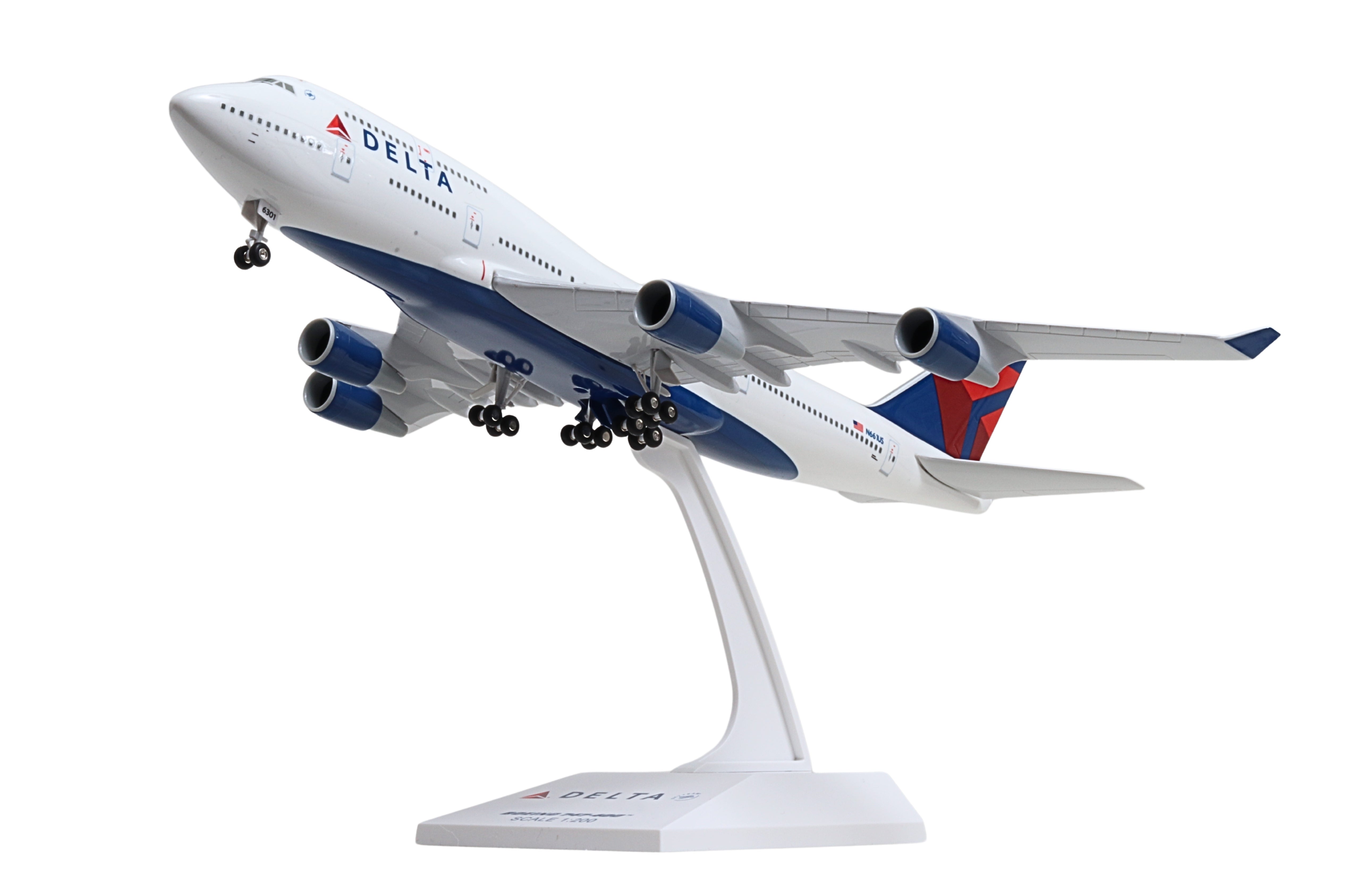 SKYMARKS DELTA 747-400 1/200 W/GEAR REG#N661US