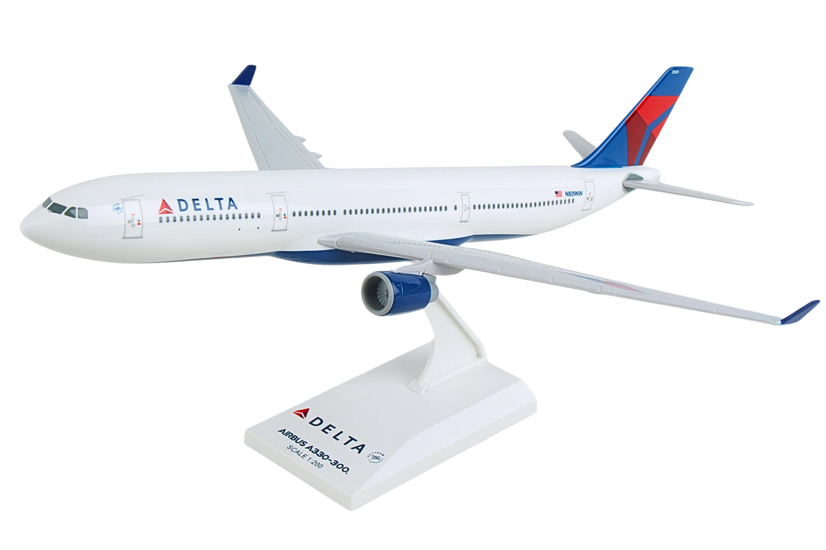 SKYMARKS DELTA A330-300 1/200 The Airplane Shop.