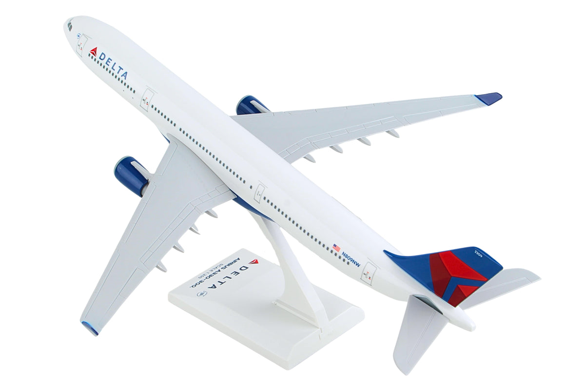 SKYMARKS DELTA A330-300 1/200 The Airplane Shop.