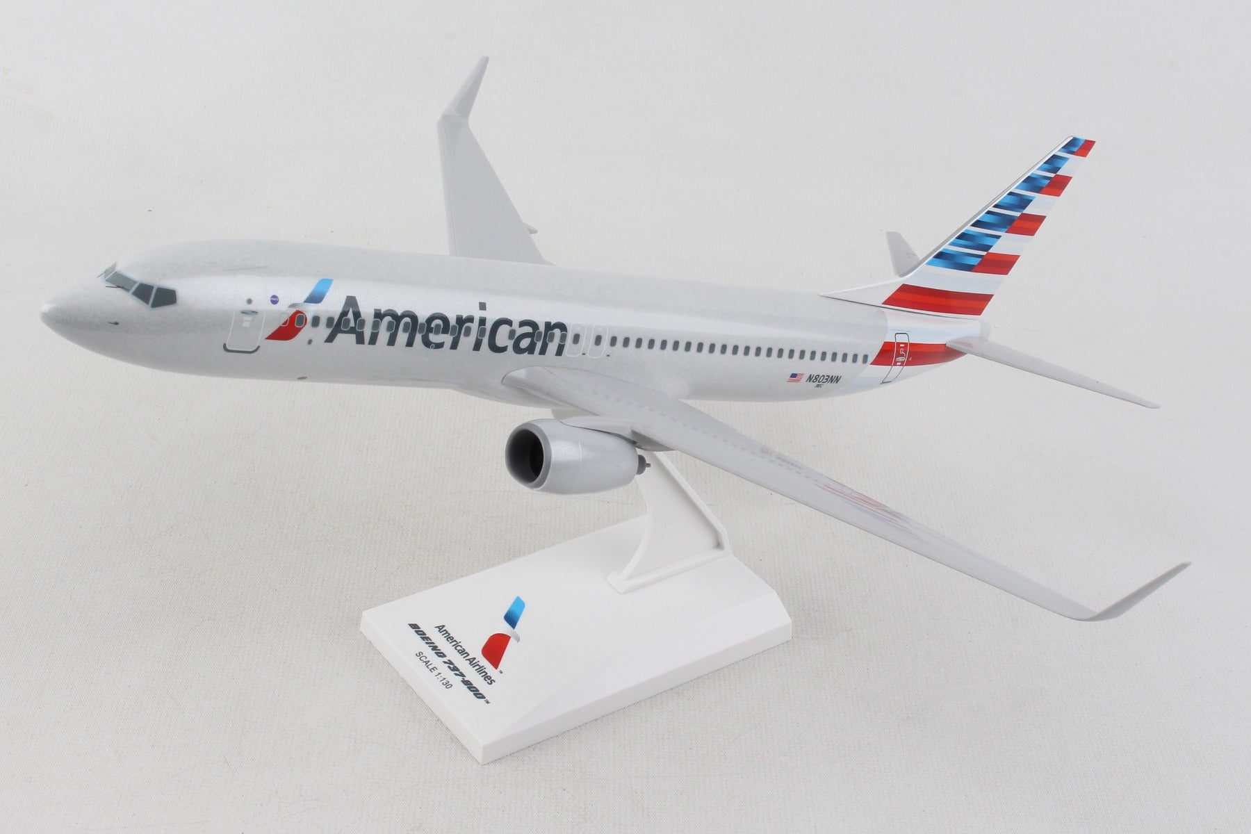 SKYMARKS AMERICAN 737-800 1/130