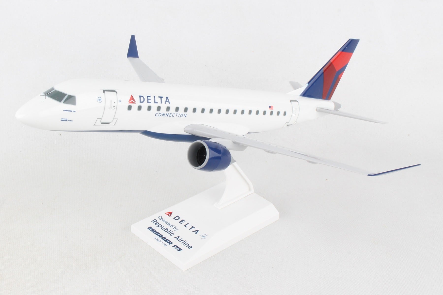 SKYMARKS DELTA ERJ175 1/100 REPUBLIC