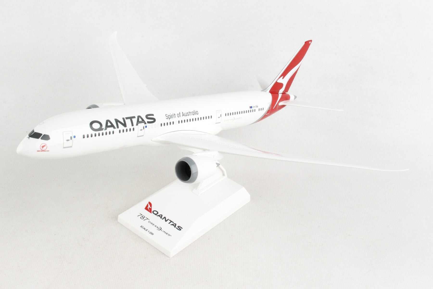 SKYMARKS QANTAS 787-9 1/200 NEW LIVERY 2017