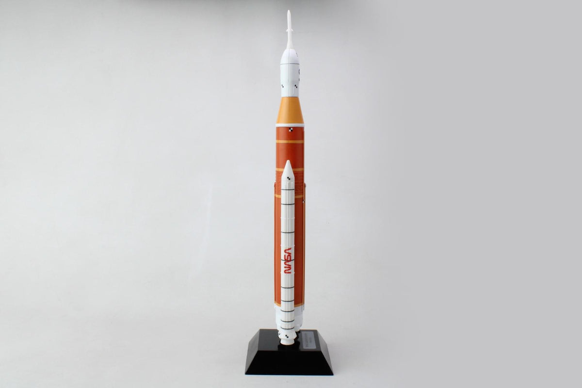 SLS ROCKET 18 INCHES 1/235 The Airplane Shop.