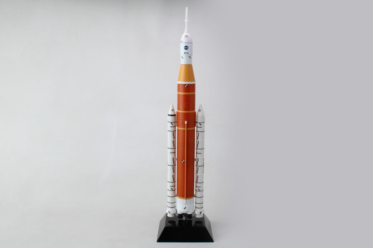 SLS ROCKET 18 INCHES 1/235 The Airplane Shop.