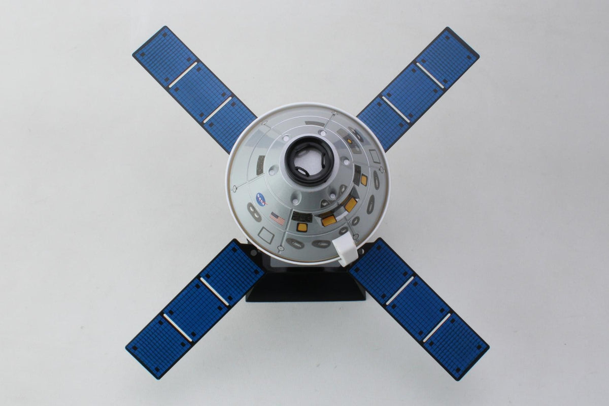 ORION SPACECRAFT 14 INCHES 1/48 The Airplane Shop.