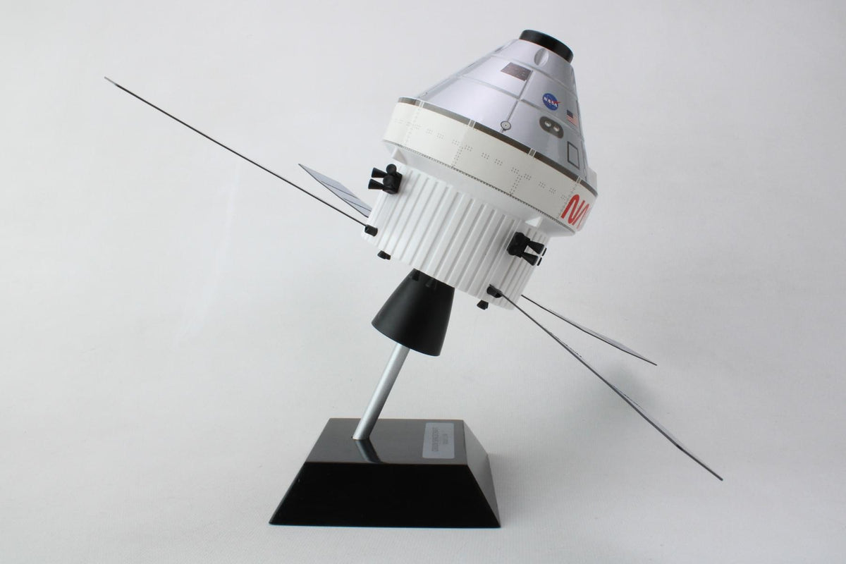 ORION SPACECRAFT 14 INCHES 1/48 The Airplane Shop.