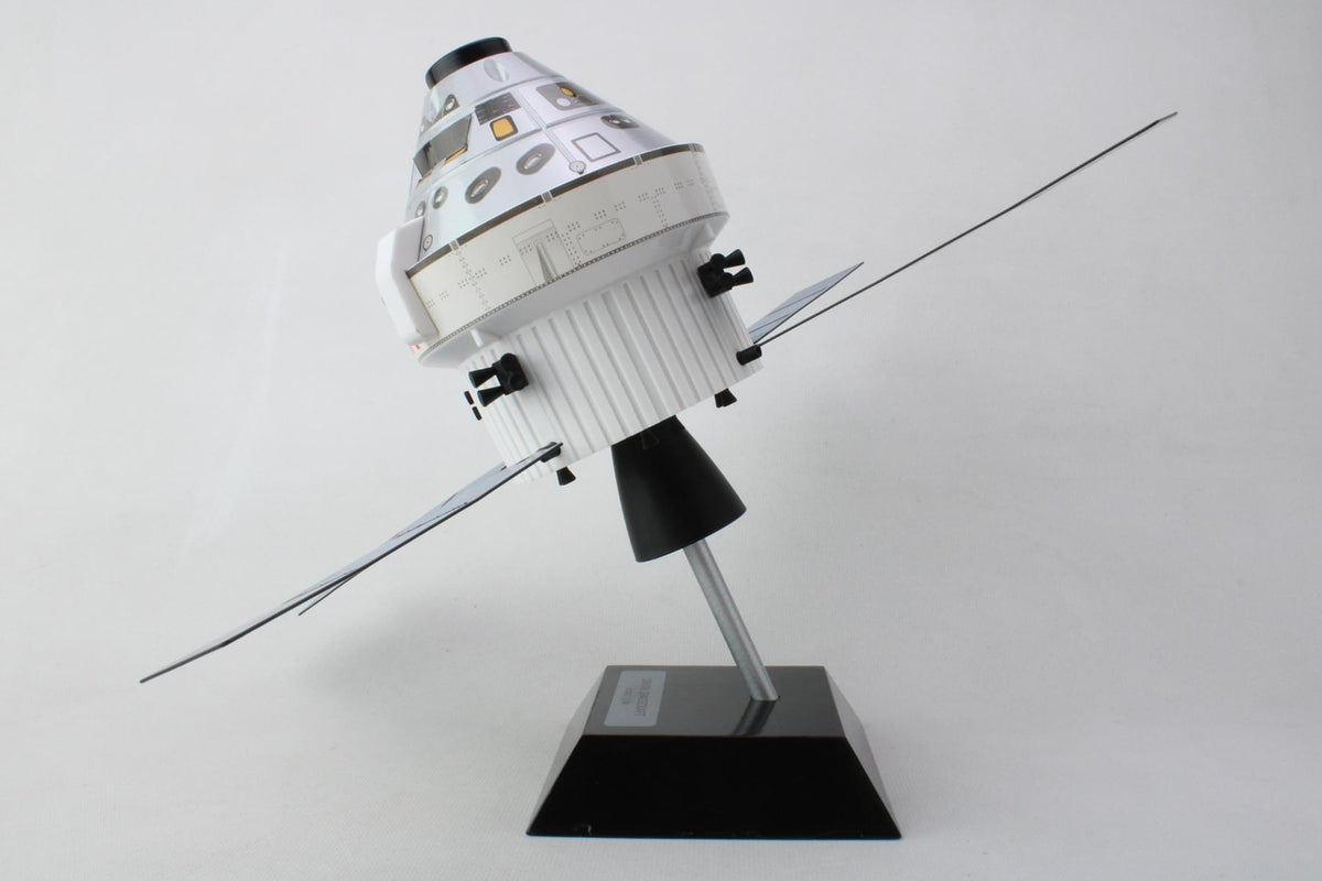 ORION SPACECRAFT 14 INCHES 1/48 The Airplane Shop.