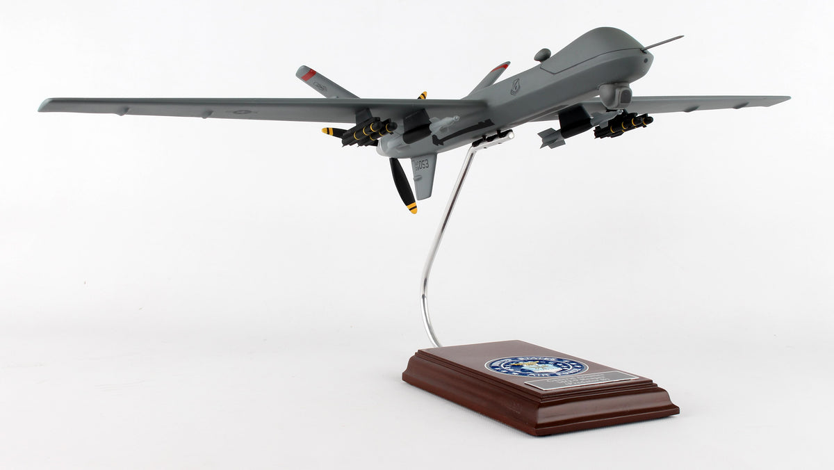 EXEC SER MQ-9 REAPER 1/32 HOLLOMAN The Airplane Shop.