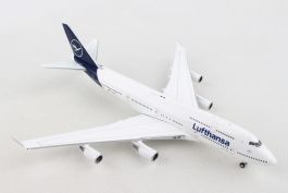 Gemini Jets 1:400 Lufthansa Boeing 747-8i D-ABYC GJDLH1779 IN STOCK 