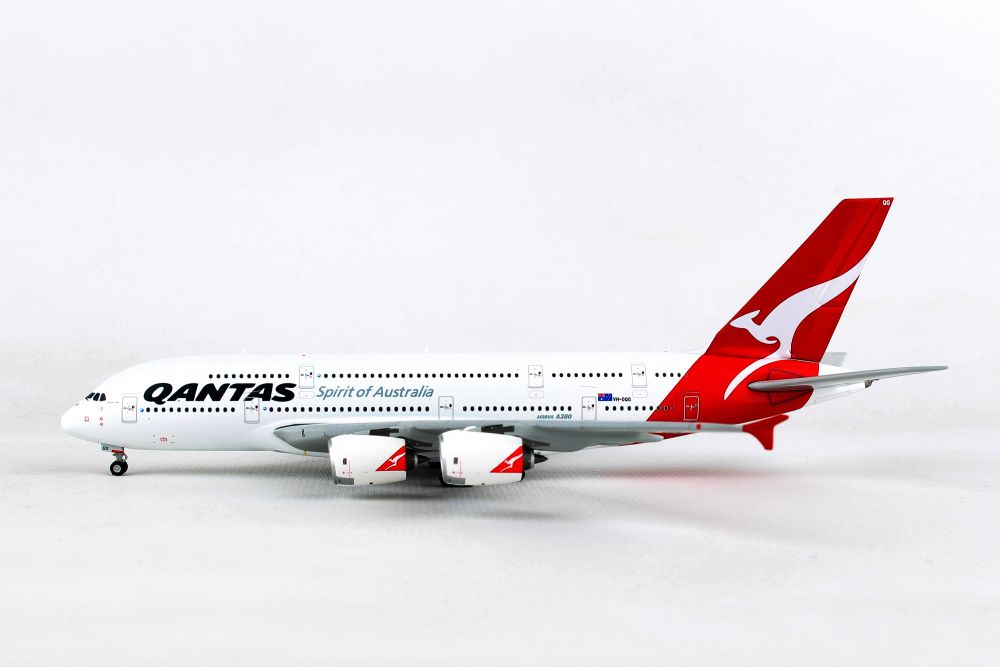 Qantas Airbus A380 VH-OQG 1:400 Scale Die-Cast Model A380 Replica Aircraft 