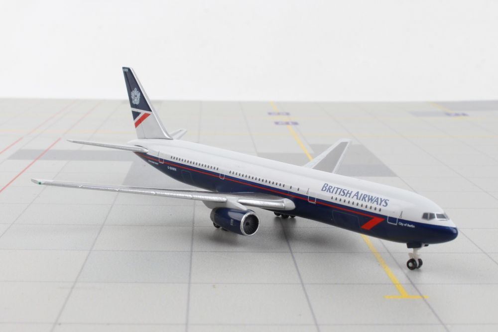 Herpa Wings 529822 British Airways 767-300 Landor Colors 1/500 Scale Model 
