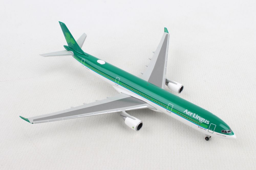 Color Herpa 531818 A330-300 AER Lingus 