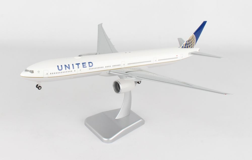 1/200 with WiFi Dome Hogan American Airlines Boeing 777-300ER 