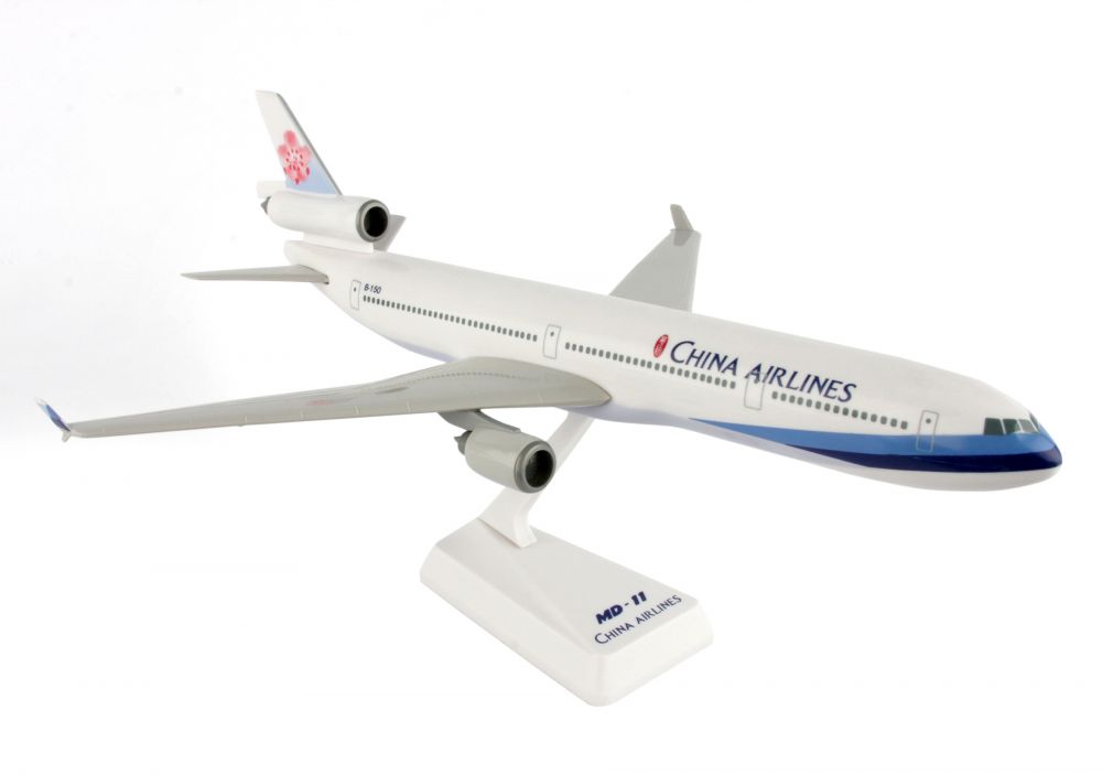 China Airlines Mcdonnell Douglas MD-11 Old Livery Airplane Miniature Model Plastic Snap-Fit 1:200 Scale Part# AMD-01100H-006 
