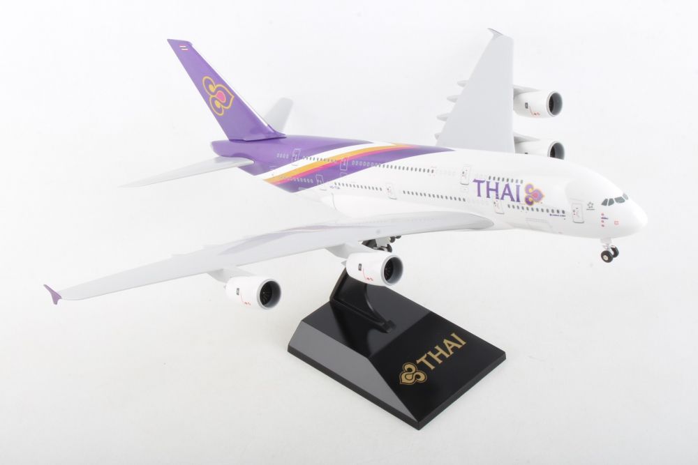 AIRBUS A380-800 LARGE SOLID MODEL & Landing Gear 1/200 Airbus House Colours A380 