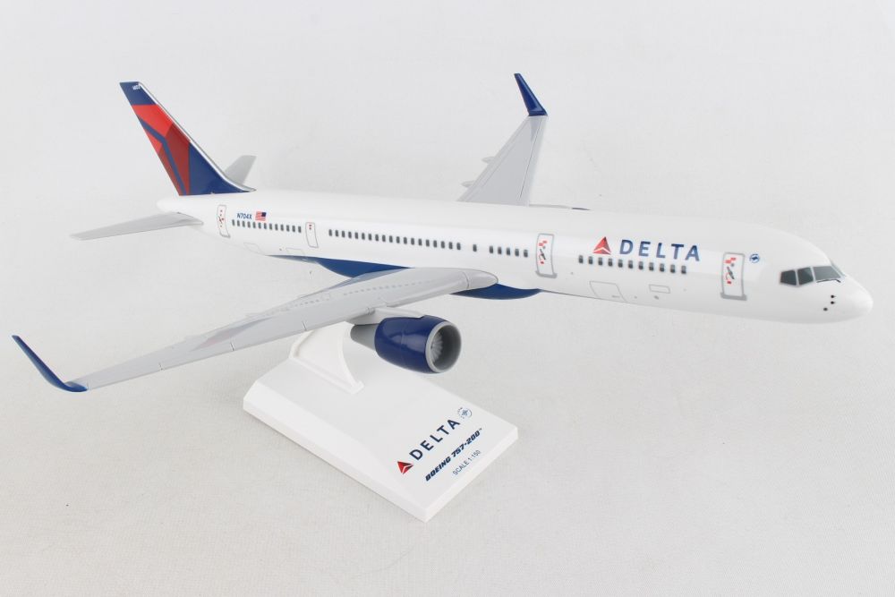 Herpa Wings 1:500 Boeing 757-200 Delta Air Lines N608DA 532600  Modellairport500 