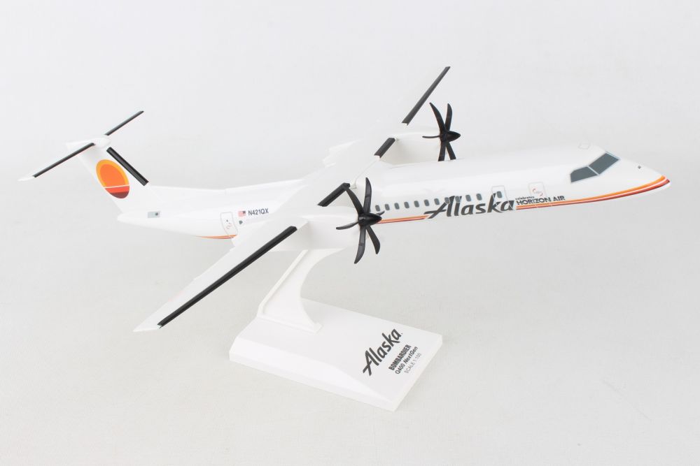 Skymarks Alaska Horizon Embrarer E175 1/100 Scale Plane with Stand Reg N620QX 