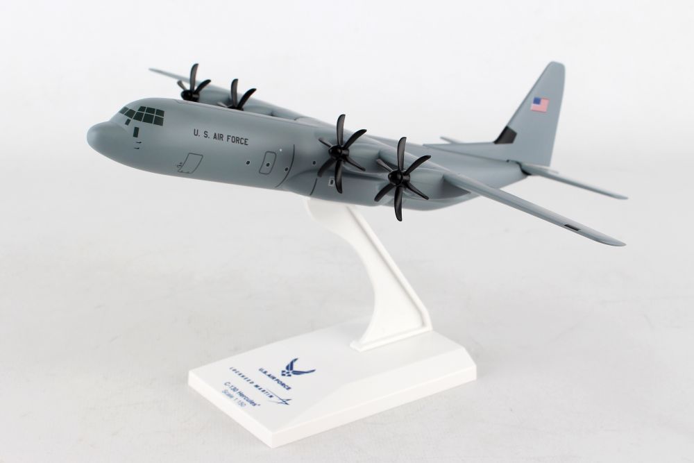 PLASTIC MODEL KIT Details about   USA SNAP TOGETHER C-130 HERCULES TRANSPORT PLANE 1/130 